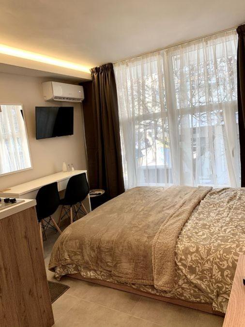 Center Deluxe Studio Thessaloníki Ngoại thất bức ảnh